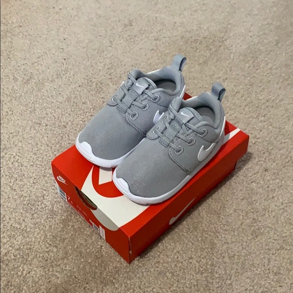 Nike Other - Trendy Cute Roshe Kids Baby Toddler Nike